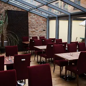 Hotell Rex Petit